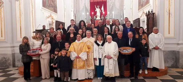 Processione di Santa Rosalia lungo le vie di Santo Stefano Quisquina