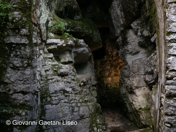 Ingresso dell’eremo di Santa Rosalia sulla Quisquina